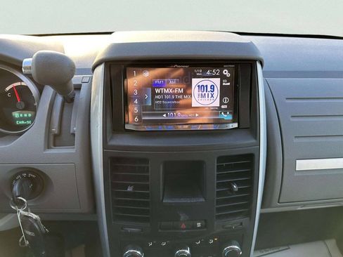 Used 2009 Dodge Grand Caravan SE w/ Climate Group FWD image 20