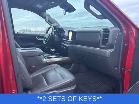 Used 2022 Chevrolet Silverado 1500 RST w/ Convenience Package II AWD/4WD image 9