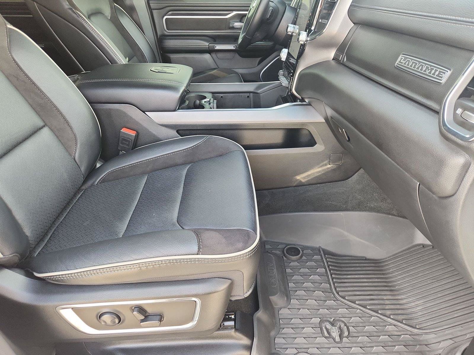 Used 2024 RAM 1500 Laramie AWD/4WD image 27