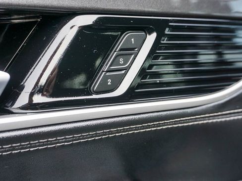 Used 2023 Jeep Wagoneer 2WD w/ Convenience Group I image 17