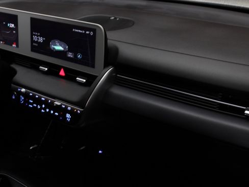 Used 2024 Hyundai Ioniq 5 SEL image 33