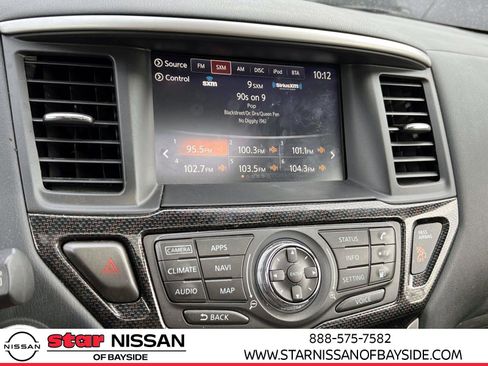 Used 2020 Nissan Pathfinder SL AWD/4WD image 27