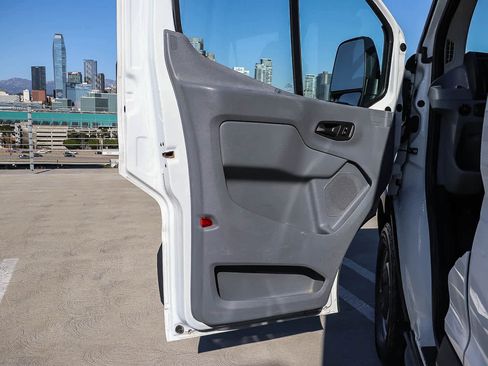 Used 2018 Ford Transit 350 XL RWD image 22