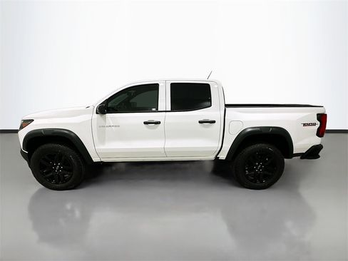 Used 2024 Chevrolet Colorado Trail Boss image 4