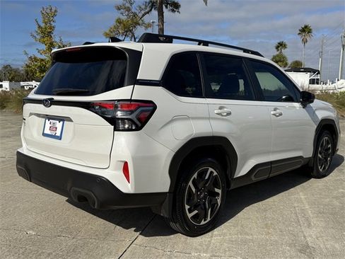 Certified 2025 Subaru Forester Limited image 6