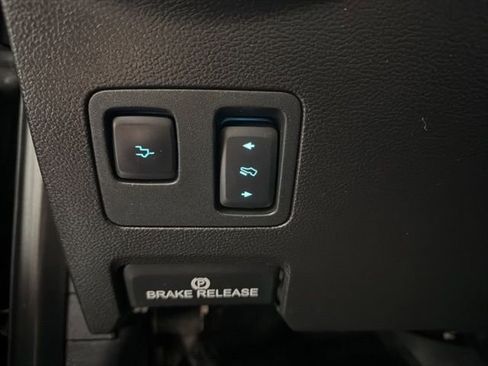 Used 2021 Ford F350 Platinum AWD/4WD image 18