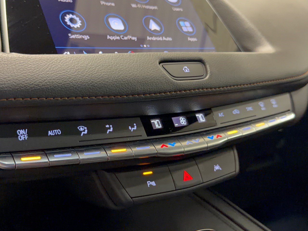 Used 2023 Cadillac XT4 Sport FWD image 22