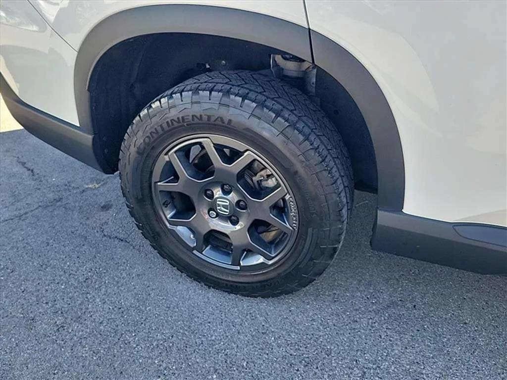 Used 2024 Honda Pilot TrailSport image 40