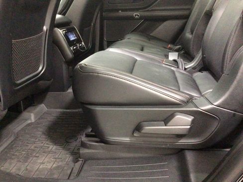 Used 2021 Lincoln Aviator Reserve w/ Elements Package Plus image 27