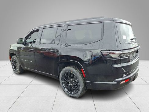 New 2026 Jeep Grand Wagoneer Limited AWD/4WD image 5