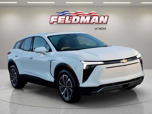 Used 2024 Chevrolet Blazer EV LT AWD/4WD image 7