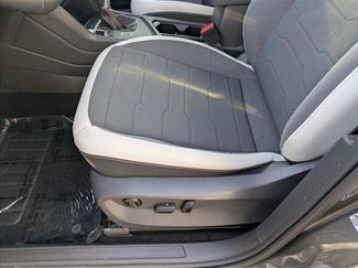 New 2026 Volkswagen Taos SE video 4