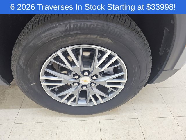 Used 2026 Chevrolet Traverse LT w/ Driver Confidence Package FWD image 9