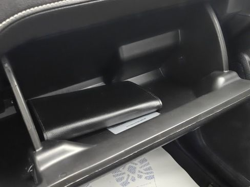 Used 2021 GMC Canyon Denali image 40