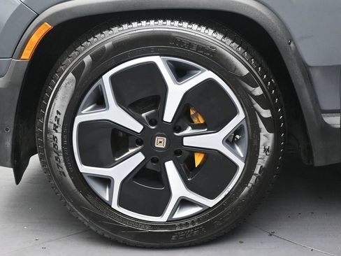 Used 2023 Rivian R1S Adventure Quad AWD/4WD image 35