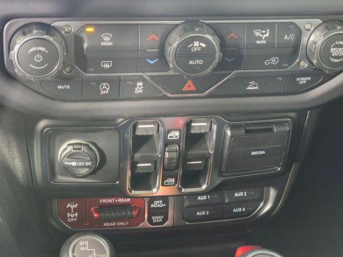 New 2026 Jeep Gladiator Rubicon image 23