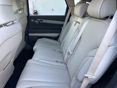 Used 2025 Genesis GV80 3.5T Advanced image 16