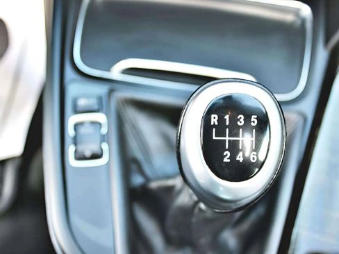 Used 2017 BMW 340i xDrive Sedan image 19