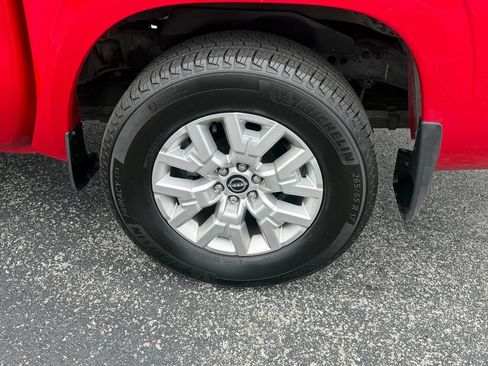 Used 2024 Nissan Frontier SV w/ SV Convenience Package RWD image 23