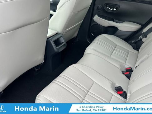 Used 2023 Honda HR-V EX-L image 15