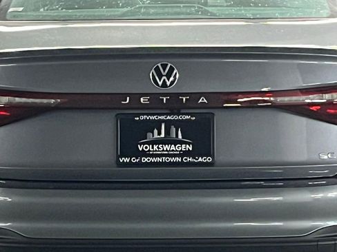 New 2025 Volkswagen Jetta SE image 32