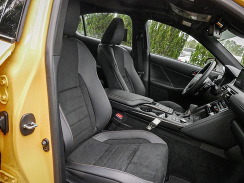 Used 2025 Lexus IS 500 image 33