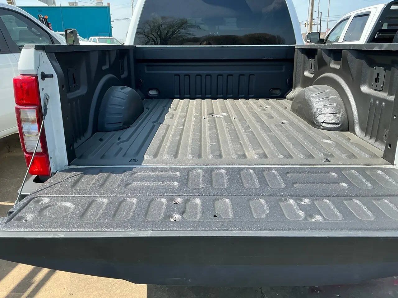 Used 2022 Ford F250 XLT w/ FX4 Off-Road Package AWD/4WD image 11