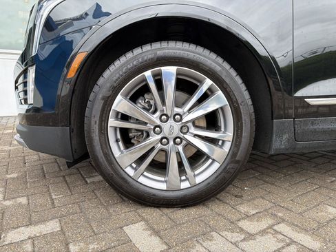 Used 2024 Cadillac XT5 Premium Luxury AWD/4WD image 10