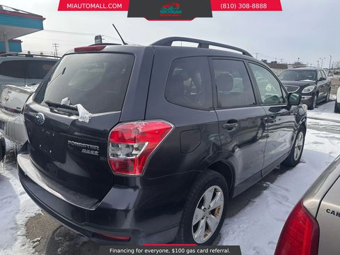 Used 2015 Subaru Forester 2.5i Premium w/ All-Weather Package image 4