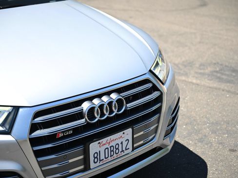 Used 2019 Audi SQ5 Premium Plus AWD/4WD image 9