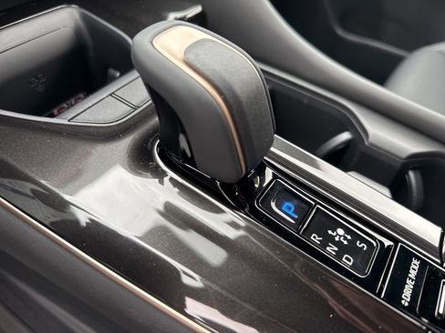New 2026 Toyota Crown Signia AWD/4WD image 23