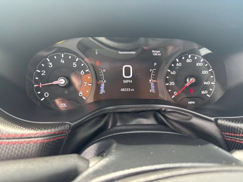 Used 2025 Jeep Compass Trailhawk AWD/4WD image 38