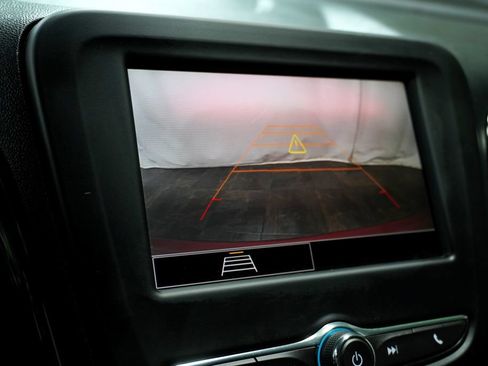 Used 2023 Chevrolet Equinox RS w/ LPO, Floor Liner Package FWD image 26