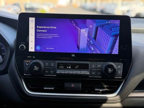 Used 2024 Toyota Grand Highlander Limited image 26