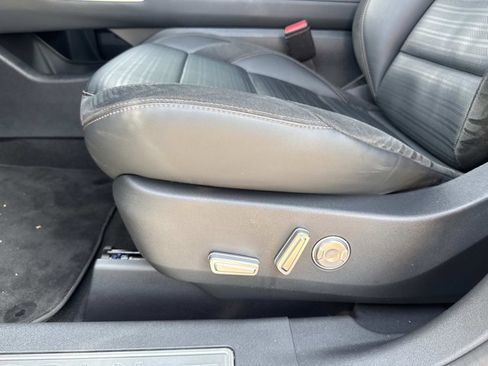 Certified 2024 Lincoln Nautilus Reserve w/ Equipment Group 202A image 15