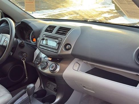 Used 2012 Toyota RAV4 4WD image 26