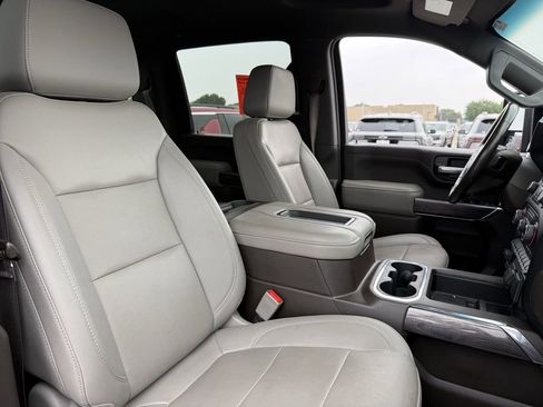 Used 2021 Chevrolet Silverado 2500 LTZ AWD/4WD image 25