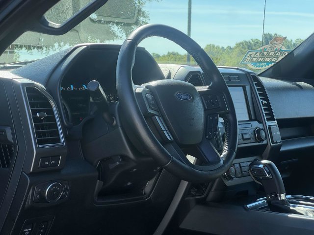 Used 2019 Ford F150 XLT w/ Equipment Group 302A Luxury AWD/4WD image 29