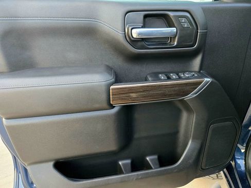 Used 2021 Chevrolet Silverado 1500 LT Trail Boss AWD/4WD image 31