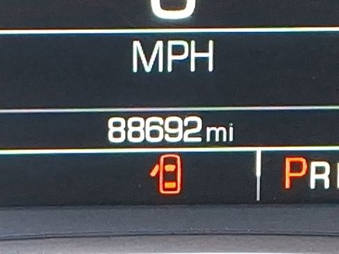 Used 2019 Chevrolet Traverse RS AWD/4WD image 23