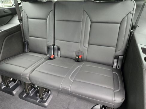 Used 2026 GMC Yukon Denali w/ Sun & Power Step Package AWD/4WD image 28