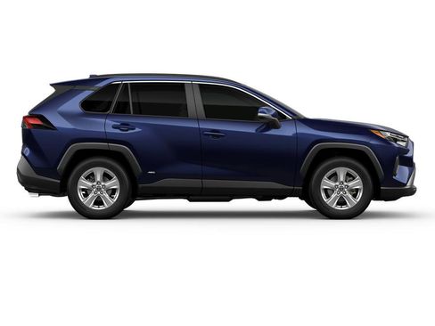 New 2025 Toyota RAV4 XLE image 12