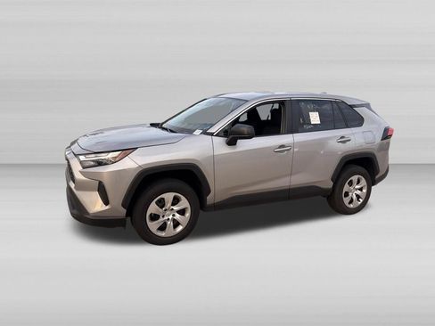 Used 2025 Toyota RAV4 LE FWD image 9