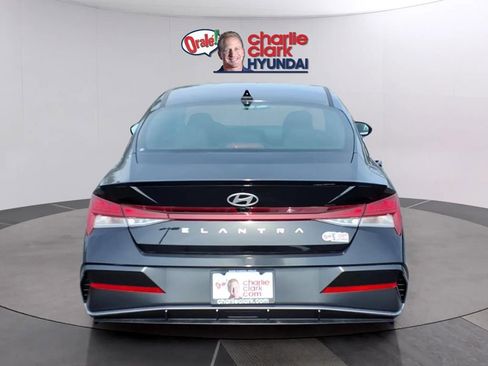 New 2026 Hyundai Elantra SEL Sport Premium FWD image 4