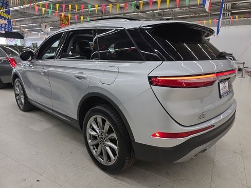 Used 2020 Lincoln Corsair AWD w/ Premium Package image 4