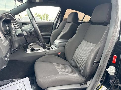 Used 2022 Dodge Charger R/T RWD image 11