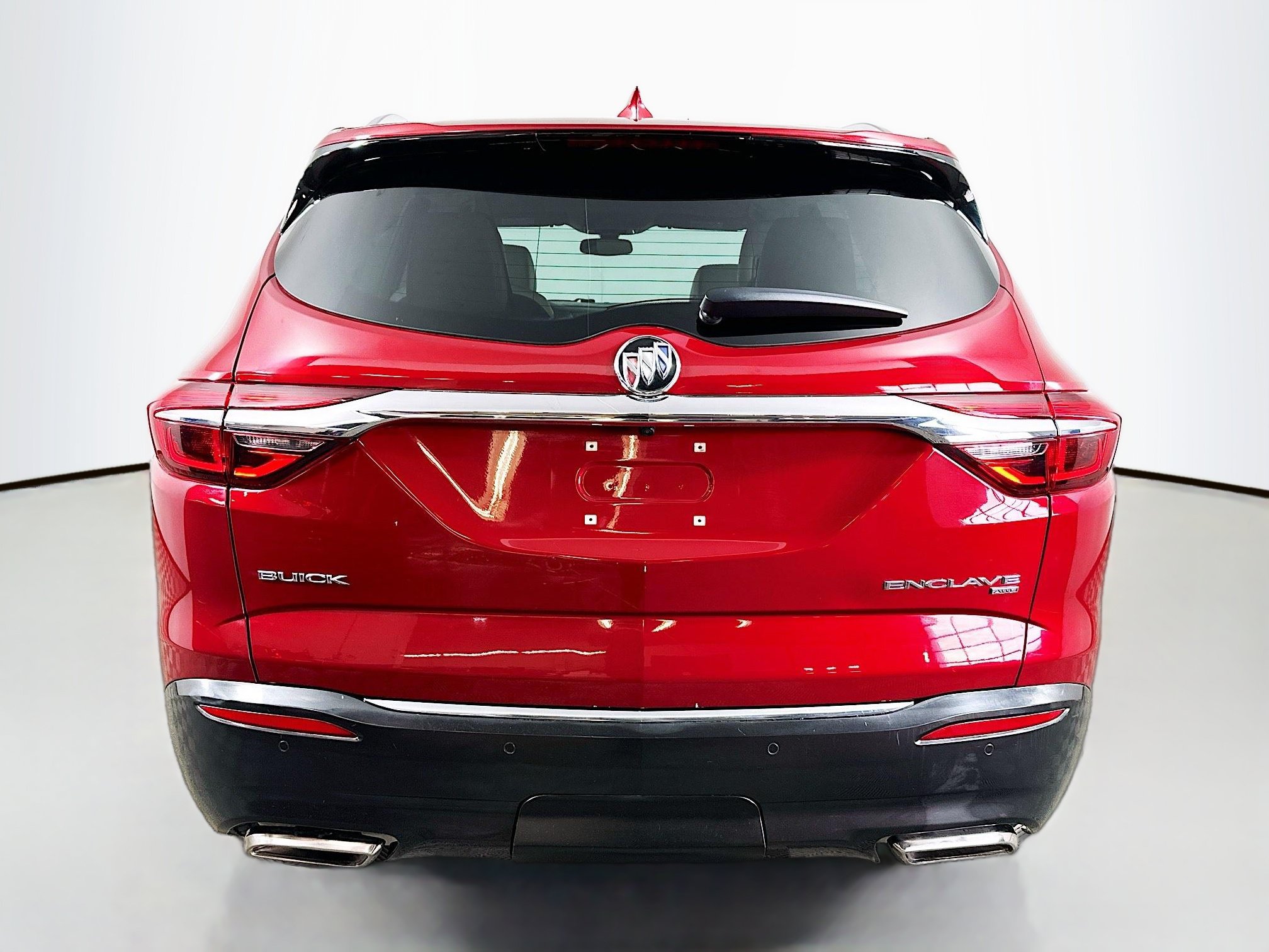 Used 2018 Buick Enclave Essence AWD/4WD image 6