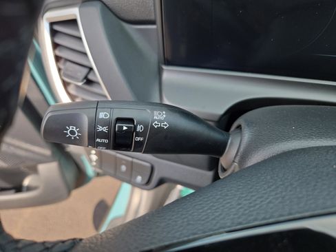 New 2026 Kia Seltos EX FWD image 37