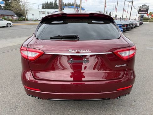 Used 2017 Maserati Levante w/ Sport Package AWD/4WD image 5