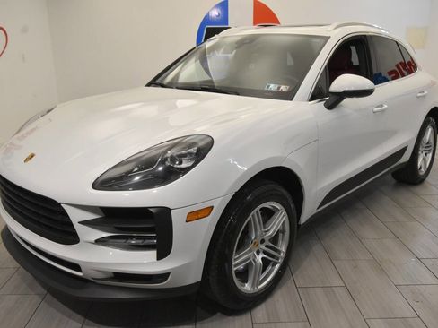 Used 2020 Porsche Macan S image 1